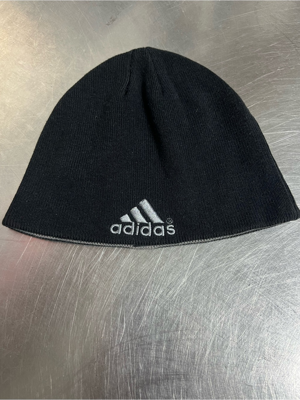 adidas Reversible Black and Gray Men’s Beanie - One Size - VGUC
